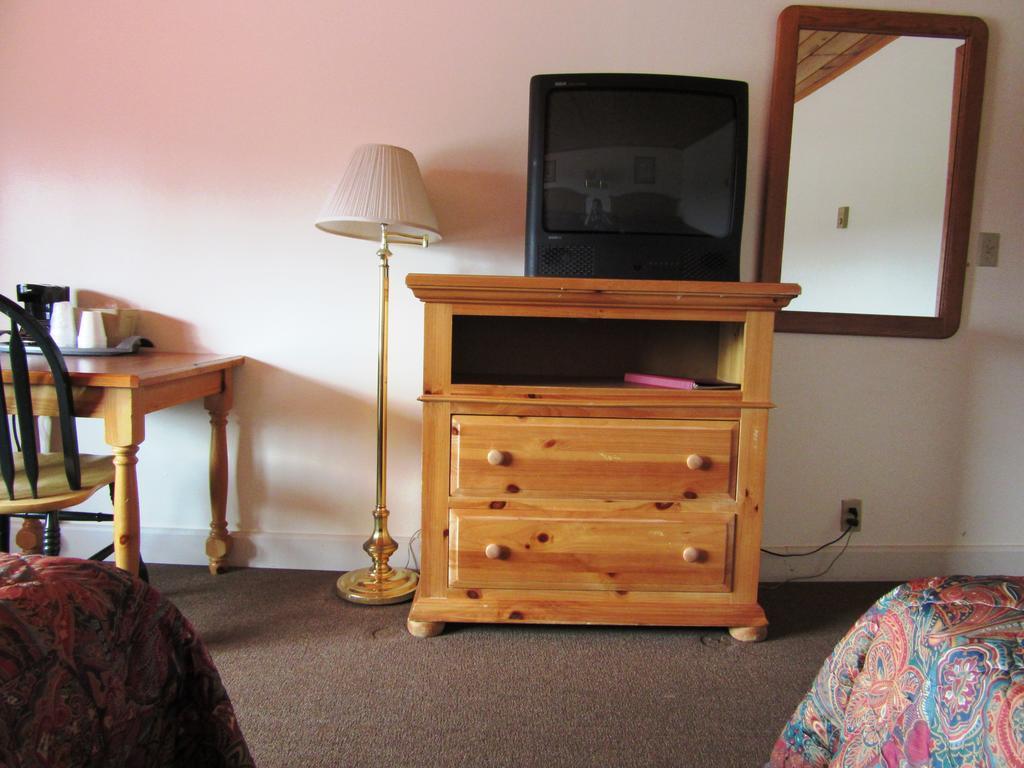 Travelers Lodge West Yellowstone Zimmer foto