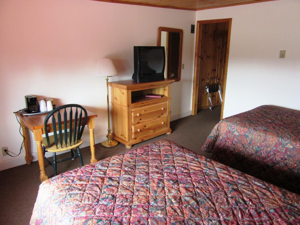 Travelers Lodge West Yellowstone Zimmer foto