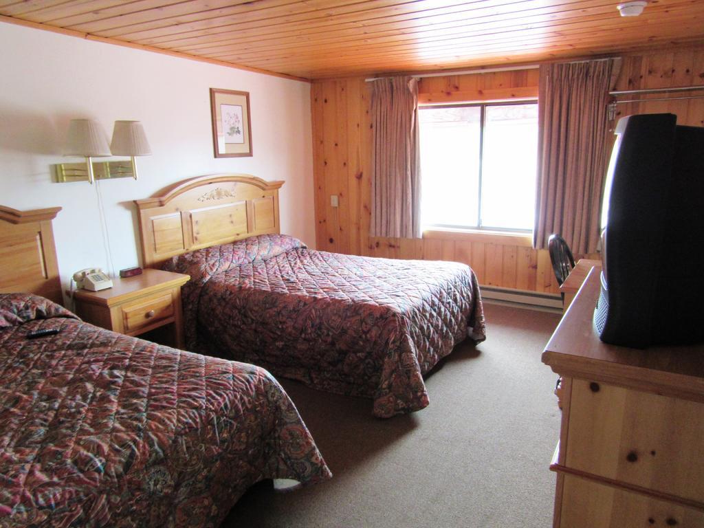 Travelers Lodge West Yellowstone Zimmer foto